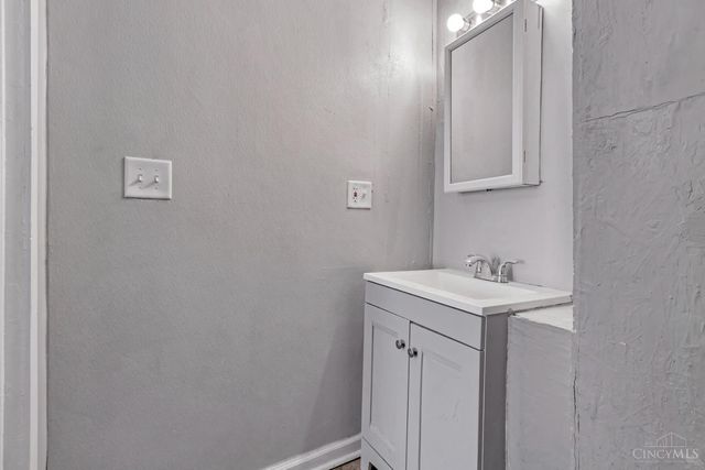 1859 Baltimore Avenue, Cincinnati, OH 45225
