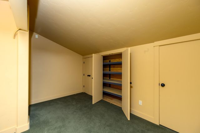 7915 NW Grubstake Way, Redmond, OR 97756