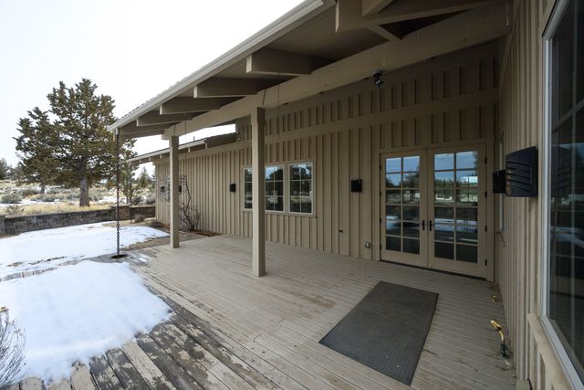 7915 NW Grubstake Way, Redmond, OR 97756