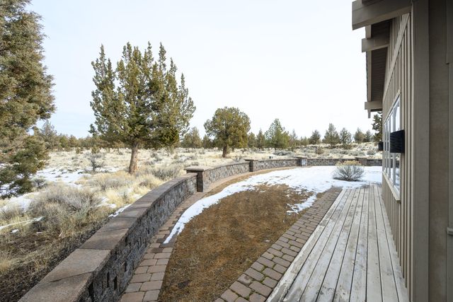 7915 NW Grubstake Way, Redmond, OR 97756