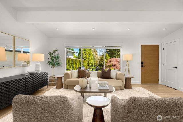 1513 3rd Place, Kirkland, WA 98033