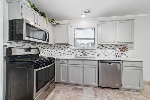 3319 N Mason Road, Katy, TX 77449