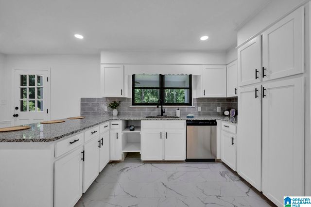 2130 ROCK MOUNTAIN DRIVE, Mccalla, AL 35111