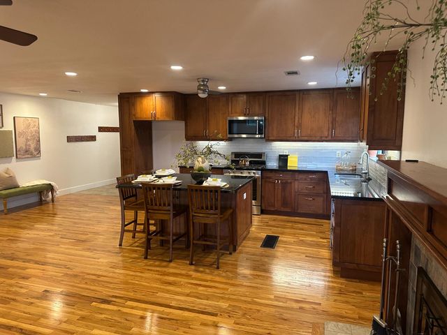 2013 Jerry Ln, Lodi, CA 95242