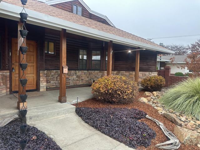 2013 Jerry Ln, Lodi, CA 95242