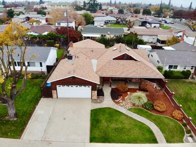 2013 Jerry Ln, Lodi, CA 95242