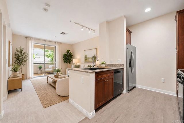 2219 Scholarship, Irvine, CA 92612