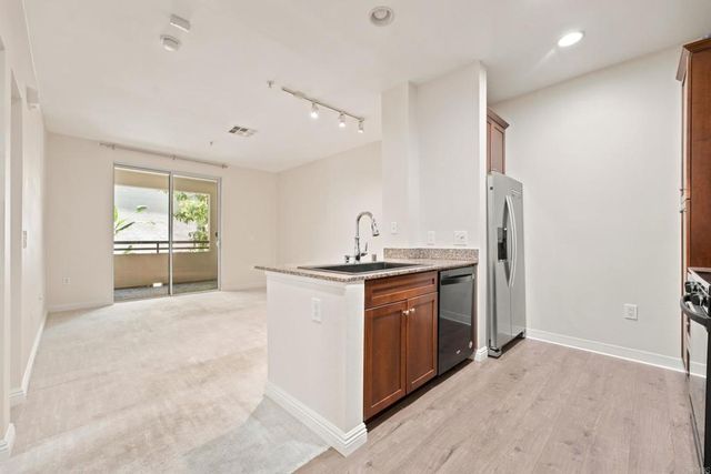 2219 Scholarship, Irvine, CA 92612