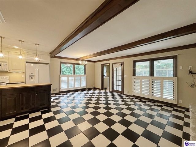 717 Sunrise Lane, Elizabethtown, KY 42701