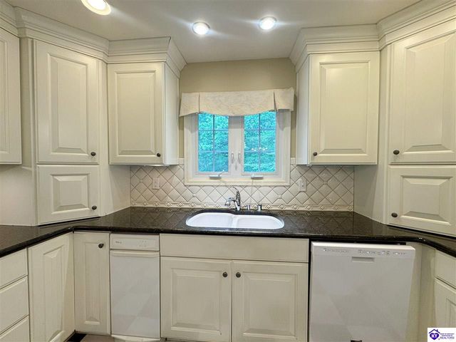 717 Sunrise Lane, Elizabethtown, KY 42701