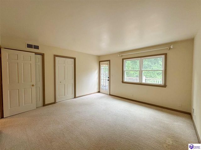 717 Sunrise Lane, Elizabethtown, KY 42701