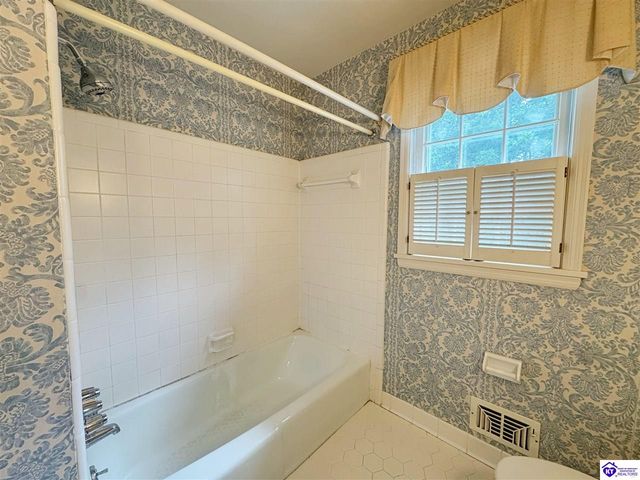 717 Sunrise Lane, Elizabethtown, KY 42701