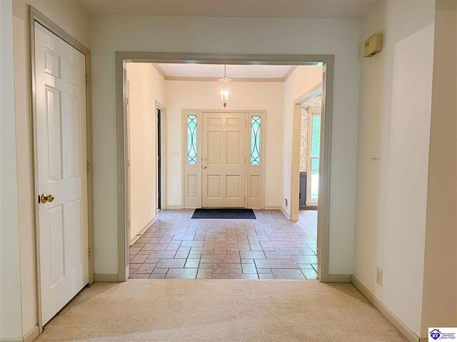 717 Sunrise Lane, Elizabethtown, KY 42701