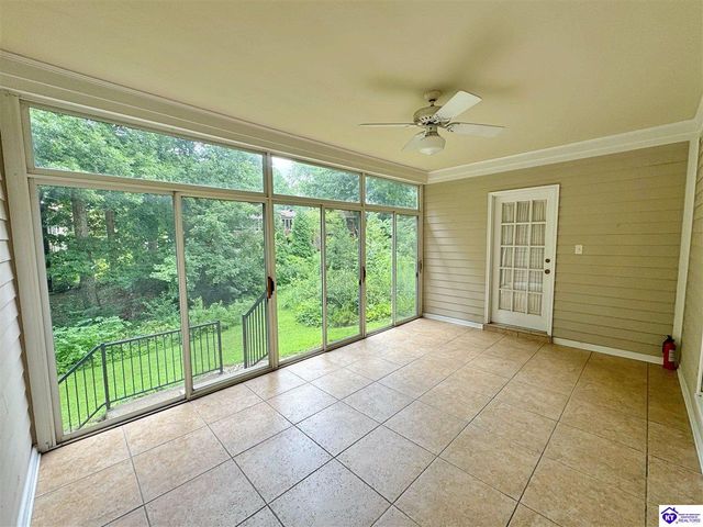 717 Sunrise Lane, Elizabethtown, KY 42701