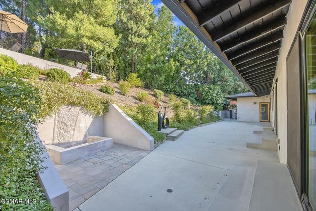 4430 Natoma Avenue, Woodland Hills, CA 91364