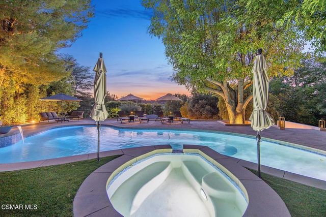 4430 Natoma Avenue, Woodland Hills, CA 91364