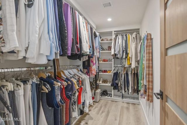 4430 Natoma Avenue, Woodland Hills, CA 91364