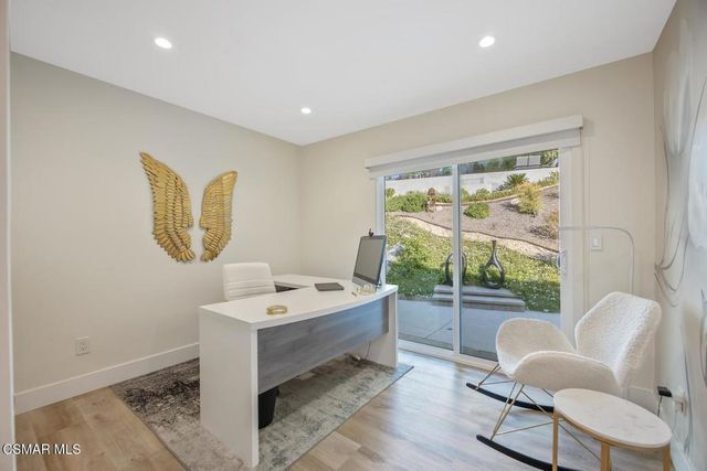 4430 Natoma Avenue, Woodland Hills, CA 91364