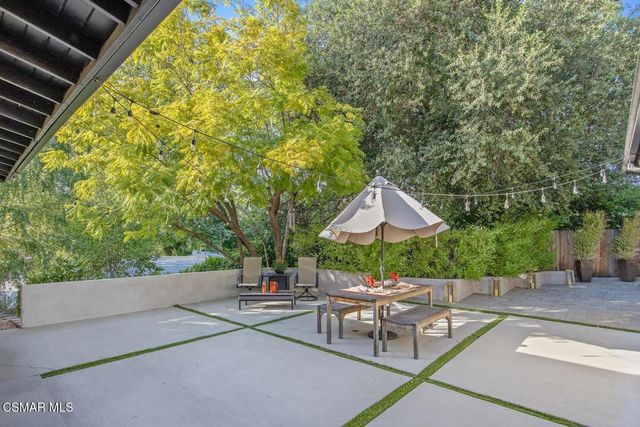4430 Natoma Avenue, Woodland Hills, CA 91364