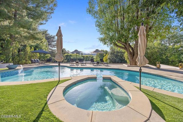 4430 Natoma Avenue, Woodland Hills, CA 91364