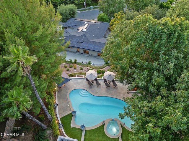 4430 Natoma Avenue, Woodland Hills, CA 91364