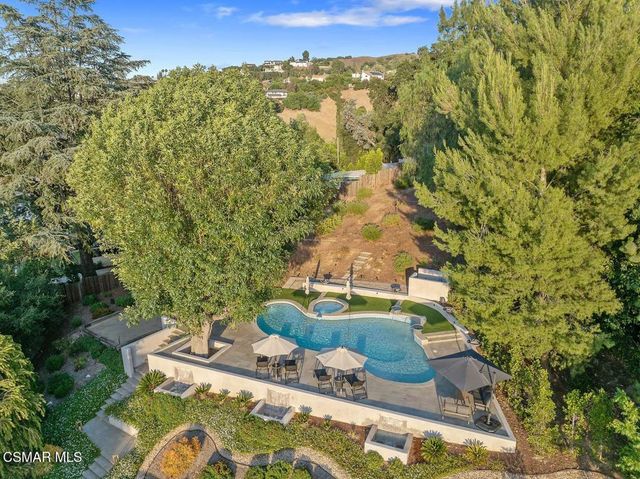 4430 Natoma Avenue, Woodland Hills, CA 91364