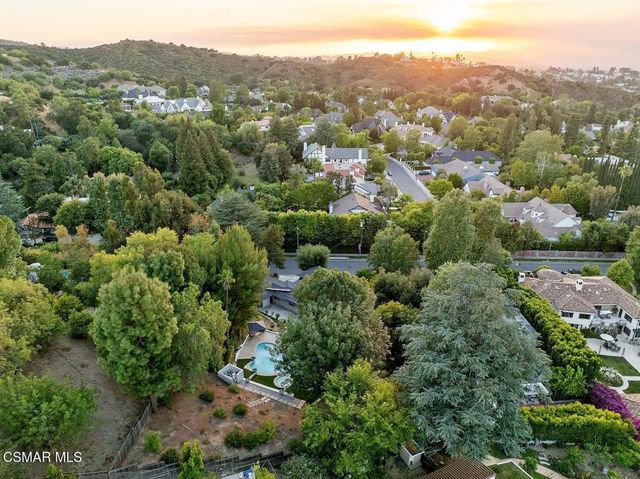 4430 Natoma Avenue, Woodland Hills, CA 91364