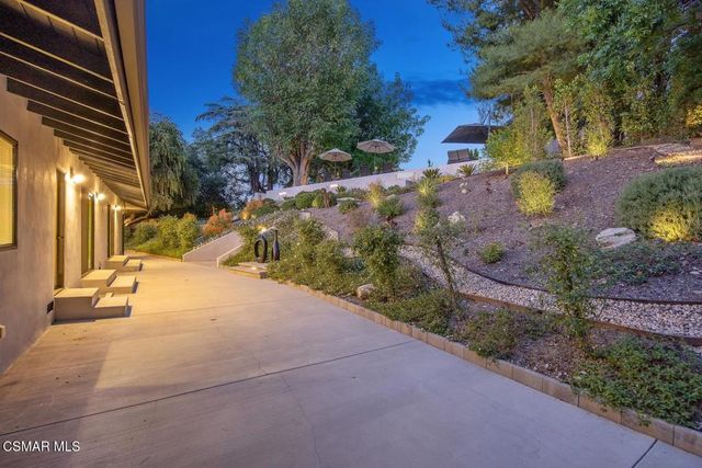 4430 Natoma Avenue, Woodland Hills, CA 91364