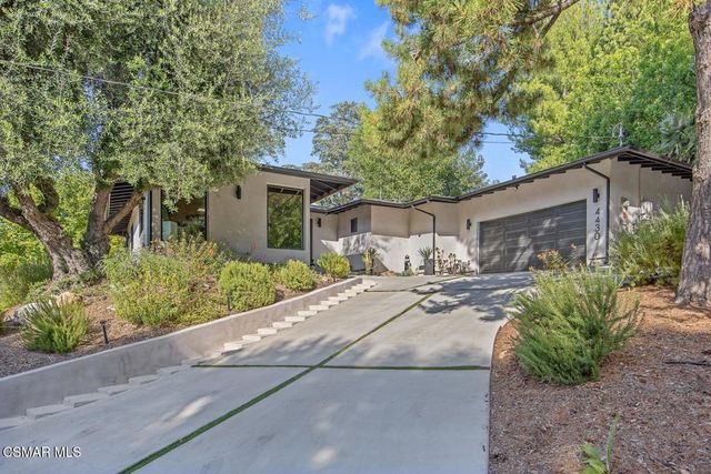 4430 Natoma Avenue, Woodland Hills, CA 91364