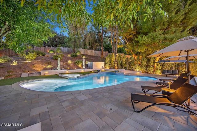 4430 Natoma Avenue, Woodland Hills, CA 91364