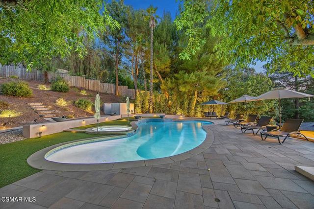 4430 Natoma Avenue, Woodland Hills, CA 91364