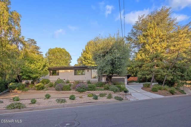 4430 Natoma Avenue, Woodland Hills, CA 91364