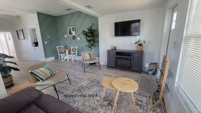 541 MARGARET COURT, Orlando, FL 32801