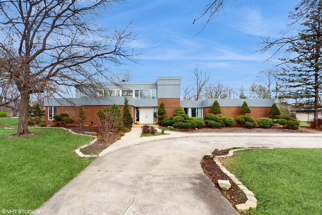 84 Graymoor Lane, Olympia Fields, IL 60461