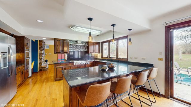 84 Graymoor Lane, Olympia Fields, IL 60461