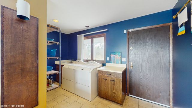84 Graymoor Lane, Olympia Fields, IL 60461