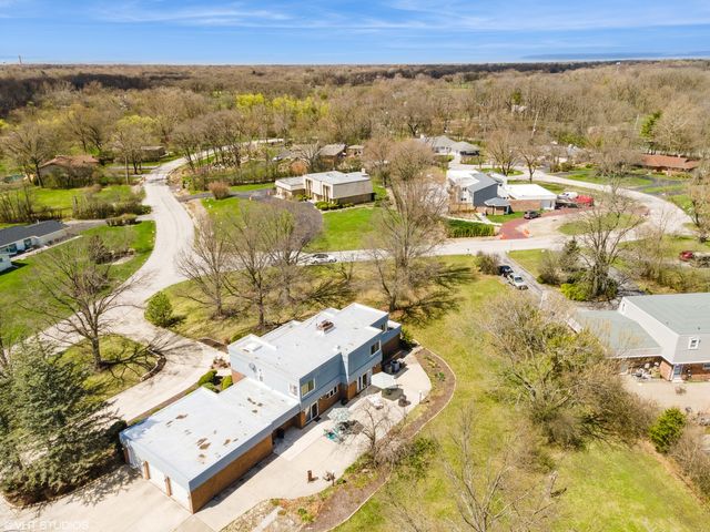 84 Graymoor Lane, Olympia Fields, IL 60461
