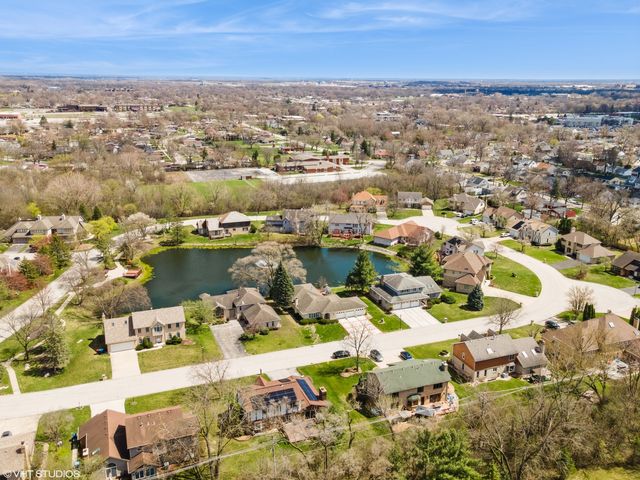 84 Graymoor Lane, Olympia Fields, IL 60461