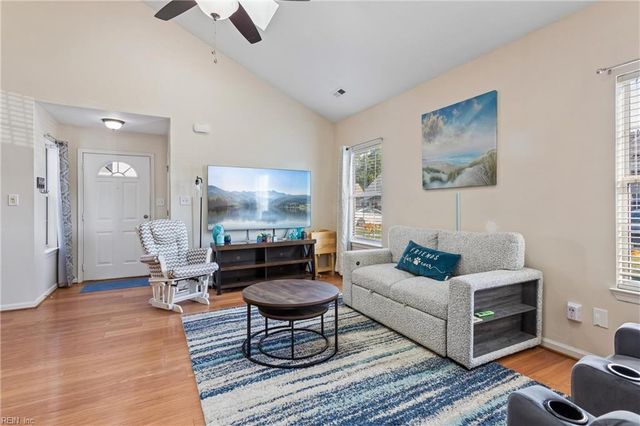 503 Hamlet CT, Yorktown, VA 23693