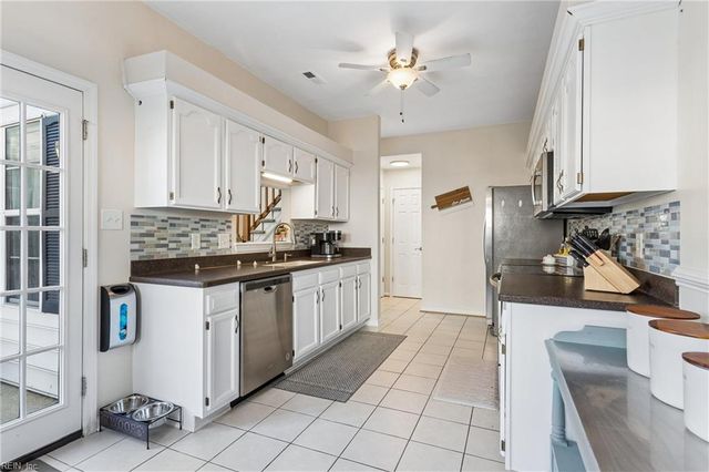503 Hamlet CT, Yorktown, VA 23693