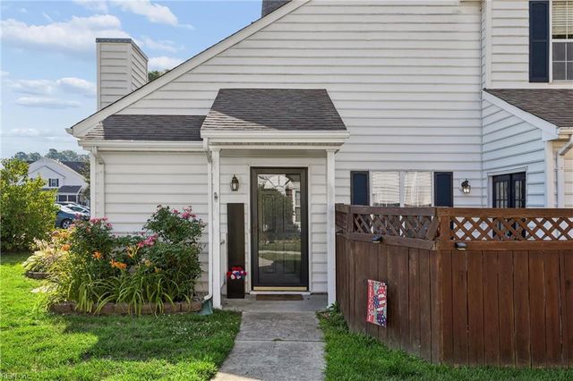 503 Hamlet CT, Yorktown, VA 23693