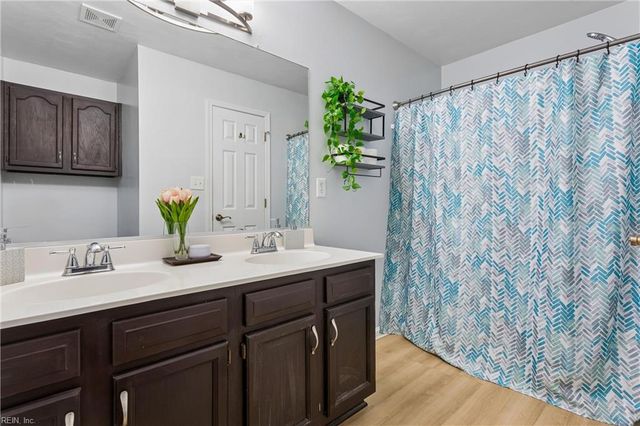 503 Hamlet CT, Yorktown, VA 23693