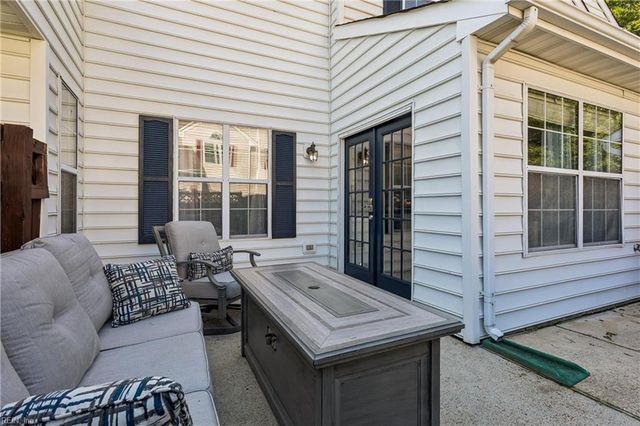 503 Hamlet CT, Yorktown, VA 23693