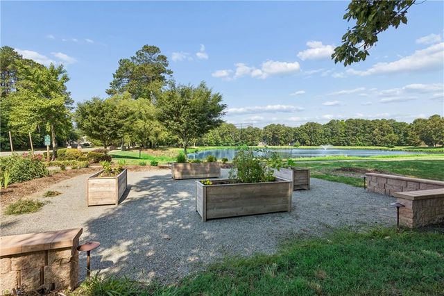 503 Hamlet CT, Yorktown, VA 23693