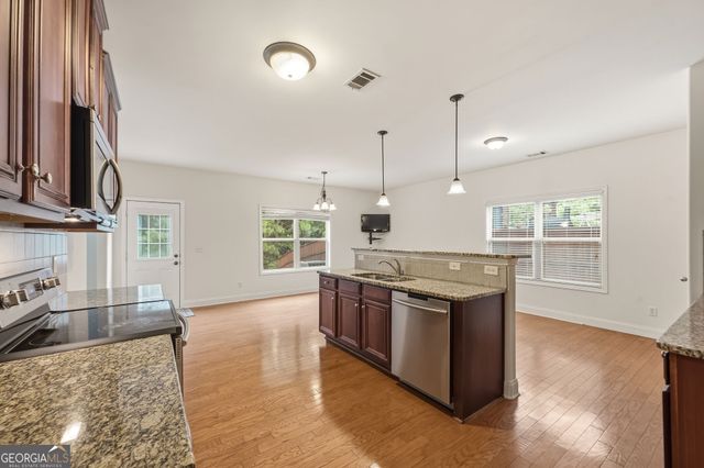 5617 Dendy Trace, Fairburn, GA 30213