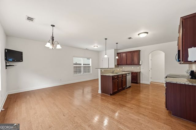5617 Dendy Trace, Fairburn, GA 30213