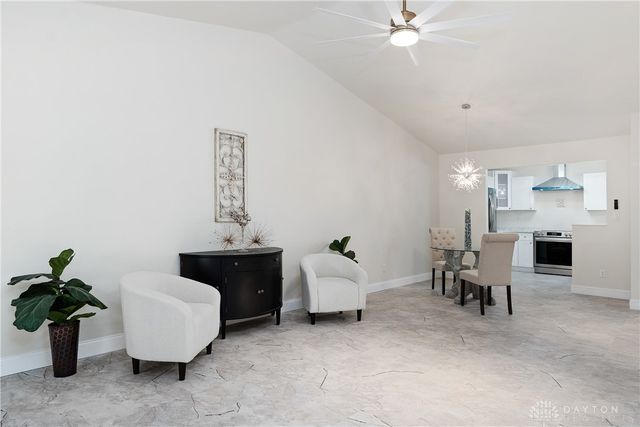 565 Pine Needles Drive, Centerville, OH 45458