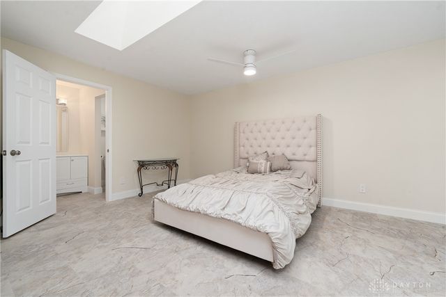 565 Pine Needles Drive, Centerville, OH 45458