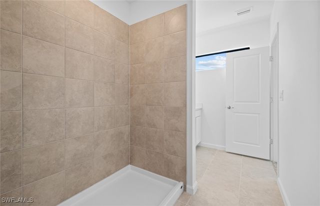 1644 Lake Jessup CIR, Cape Coral, FL 33909