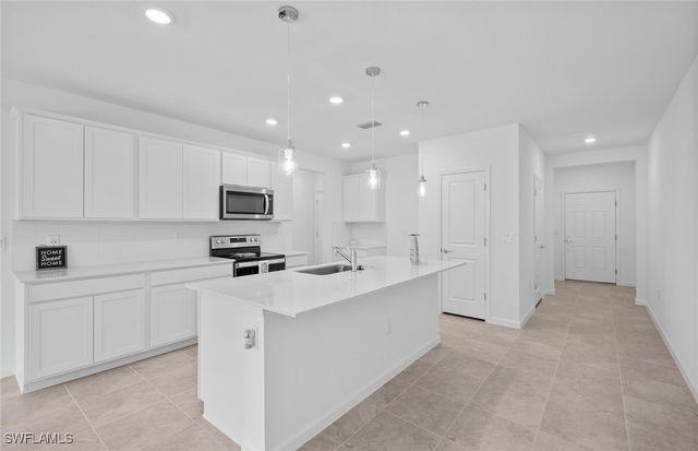 1644 Lake Jessup CIR, Cape Coral, FL 33909